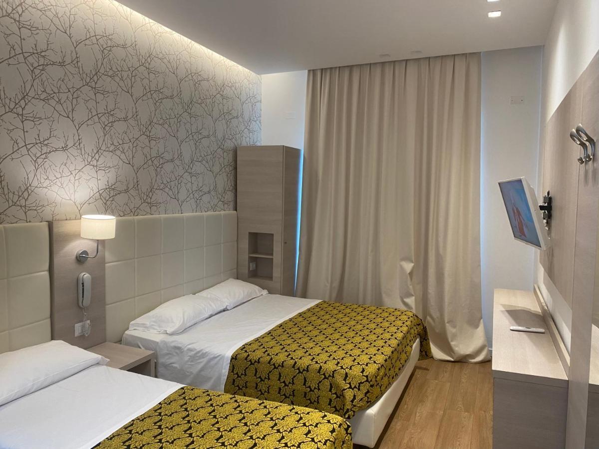 Feel Good Otel Rimini Oda fotoğraf